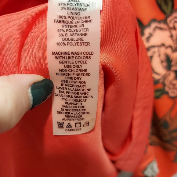 Vince Camuto Sleeveless Dress - Picture 5 of 5